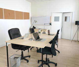 Bureau privé 30 m² 4 postes Location bureau Rue des Jeuneurs Paris 75002 - photo 3